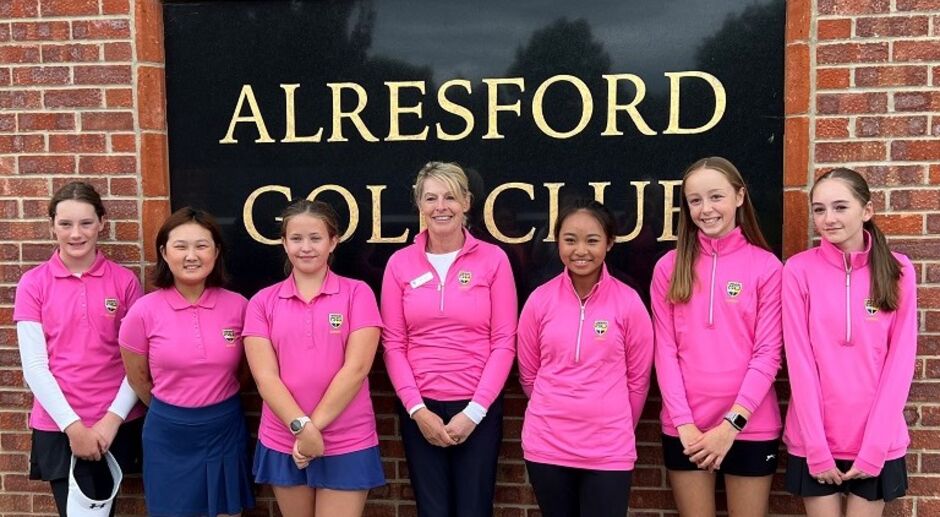 Karen with the Alresford Cup Team